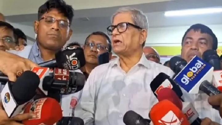 গণহত্যার দায়ে শুধু হাসিনার পাশাপাশি আওয়ামী লীগেরও বিচার হওয়া উচিত